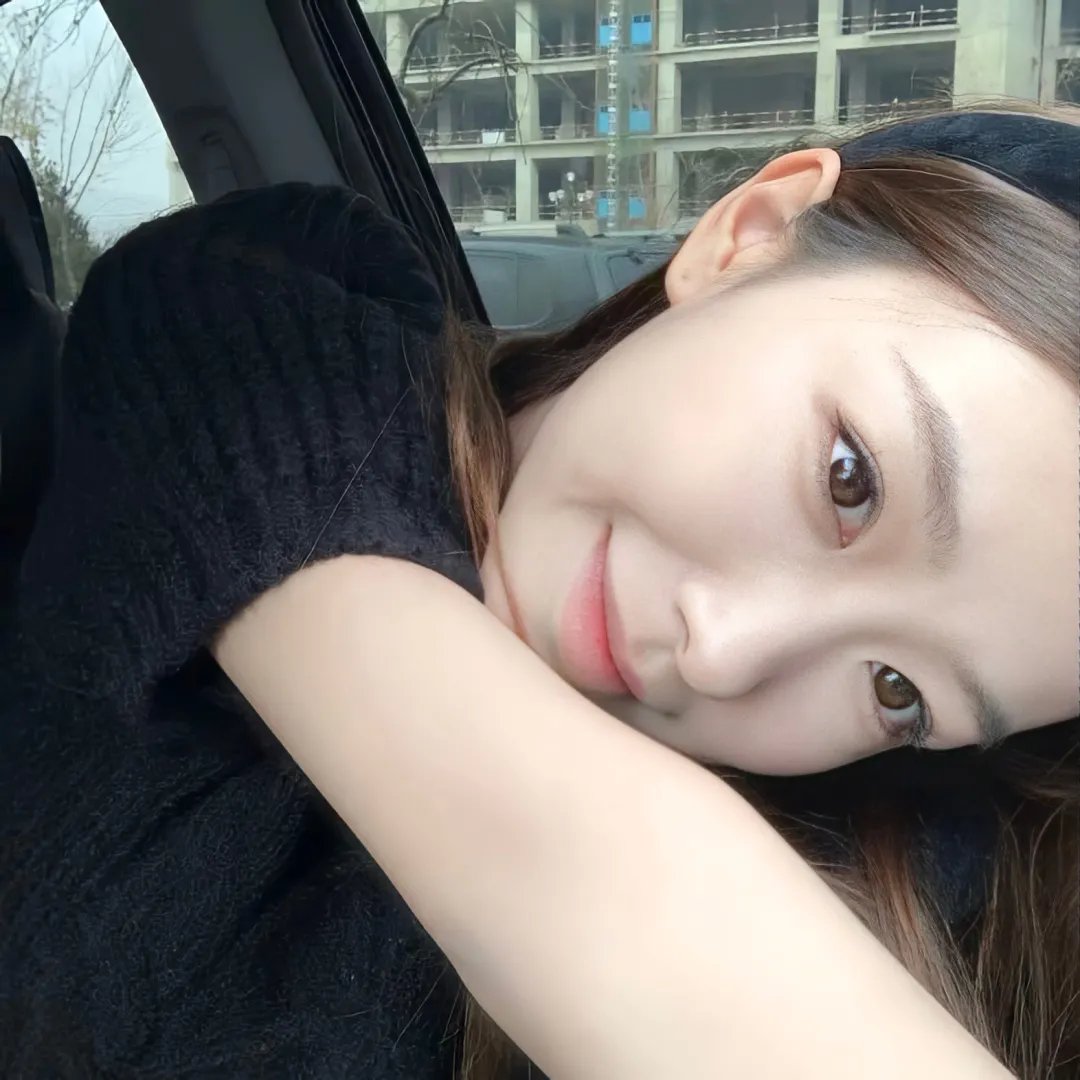 陈赫连 照片